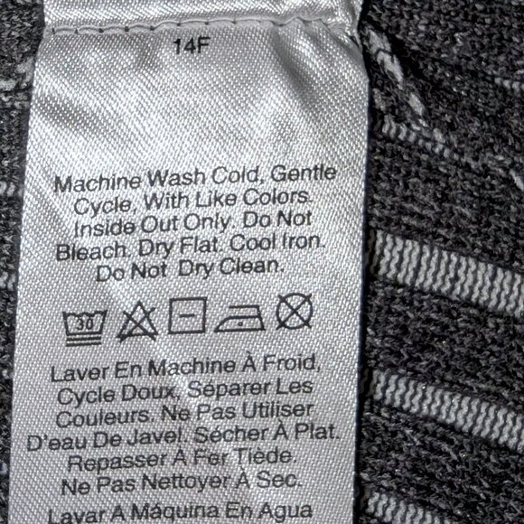 NWT DKNY | Granite & Gray Printed Turtleneck Long-Sleeve Ribbed Sweater | Medium - Picture 9 of 9